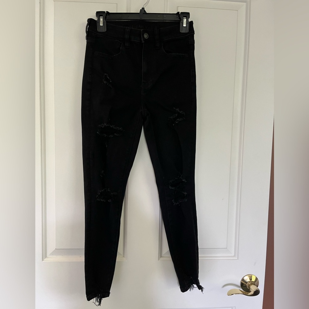 American Eagle Outfitters Women's Black Distressed Jeans